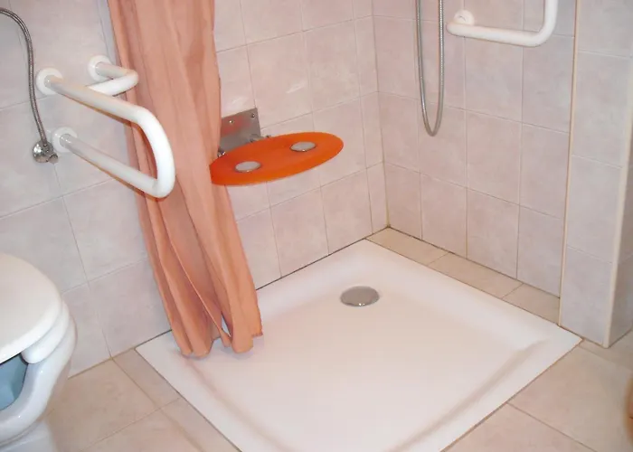 Hevizi Haz ヘーヴィーズ